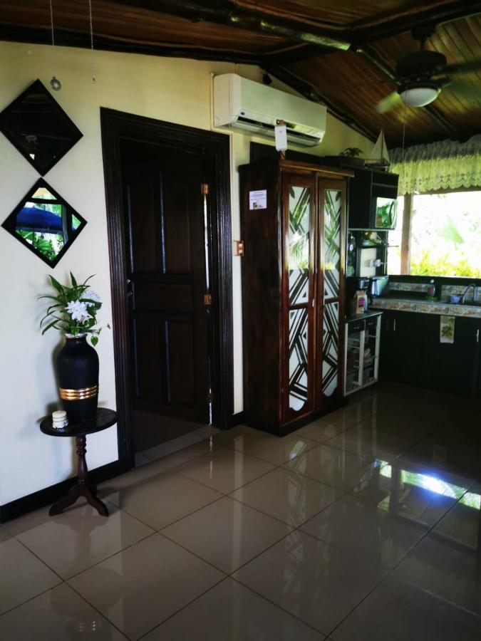 Villa Guarias Puntarenas Exterior photo