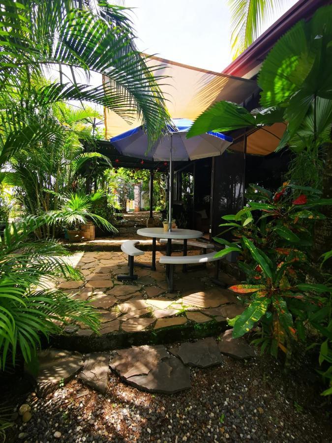 Villa Guarias Puntarenas Exterior photo